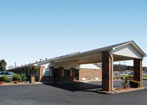 Lodge Econo Russellville